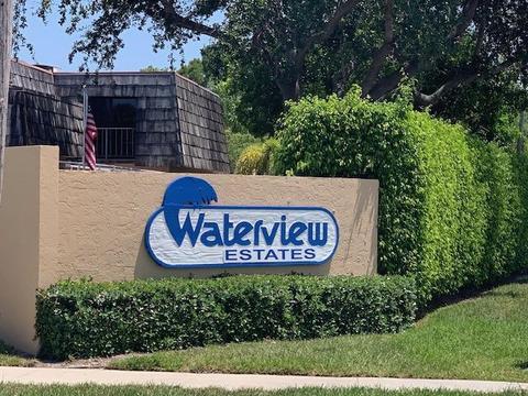4203 Waterview Cir, Palm Springs, FL 33461