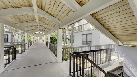 830 Greensward Ct #209-H, Delray Beach, FL 33445
