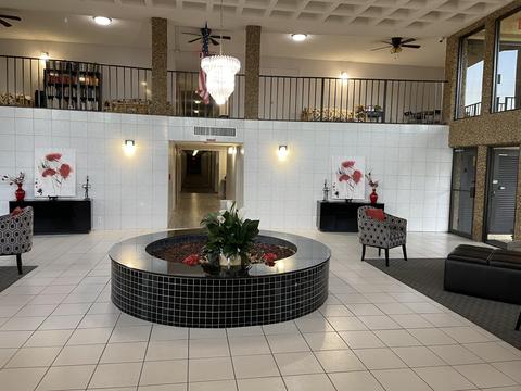 9355 SW 8th St #415, Boca Raton, FL 33428
