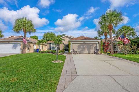 8956 SW Bonneville Dr, Stuart, FL 34997