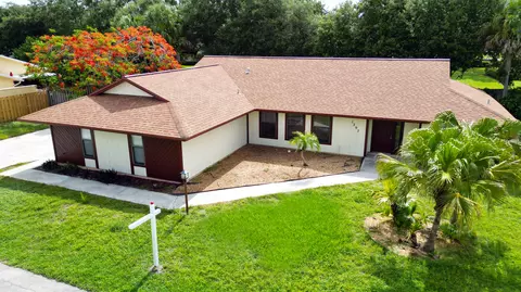 1297 SW 24th Ln, Palm City, FL 34990