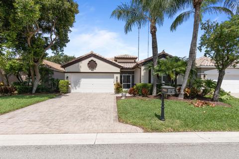 9983 Torino Dr, Lake Worth, FL 33467