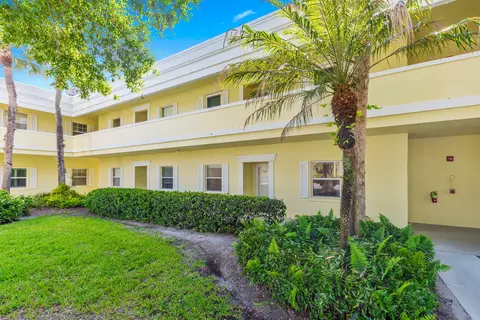1600 SE Saint Lucie Blvd #304, Stuart, FL 34996