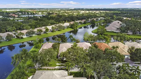 539 Grand Banks Rd, Palm Beach Gardens, FL 33410