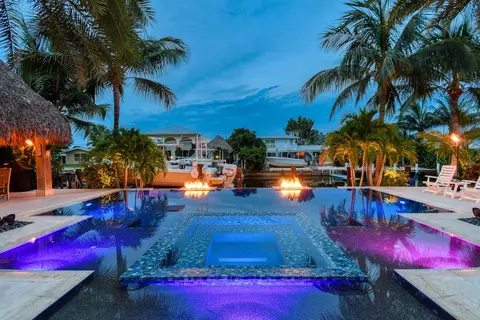 925 N Loxahatchee Dr, Jupiter, FL 33458