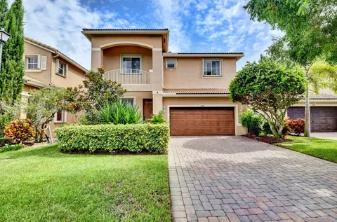 4291 N Magnolia Cir, Delray Beach, FL 33445