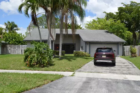 3370 NW 97 Ave NW, Sunrise, FL 33351