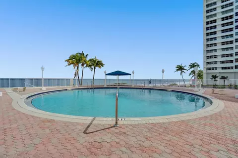 3900 N Ocean Dr #3E, Lauderdale By The Sea, FL 33308