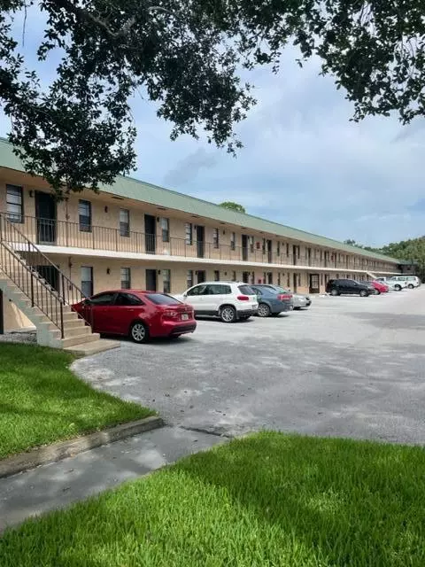 1021 SE Monterey Rd #A-10, Stuart, FL 34994