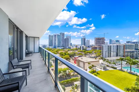 121 NE 34th St #1502, Miami, FL 33137