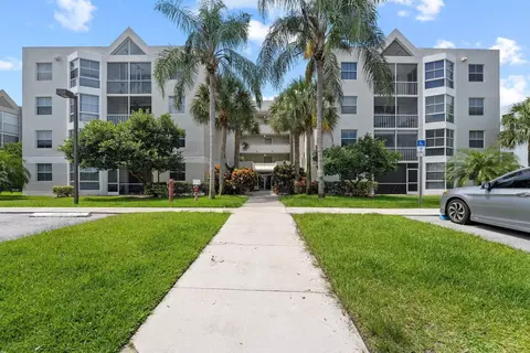 5936 Morningstar Cir #403, Delray Beach, FL 33484