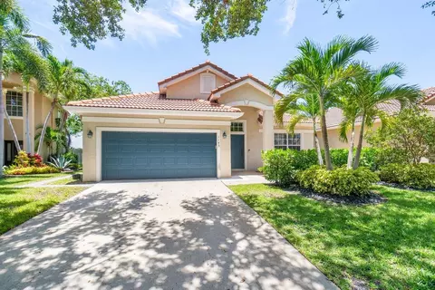1153 Canoe Pt, Delray Beach, FL 33444