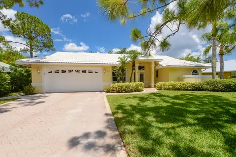 5211 SW Landing Creek Dr, Palm City, FL 34990