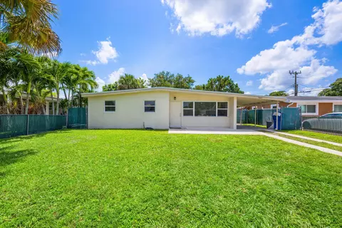 765 Orchid Dr, Royal Palm Beach, FL 33411