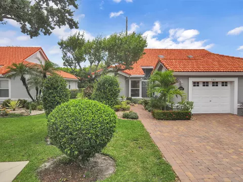 7183 Summer Tree Dr, Boynton Beach, FL 33437