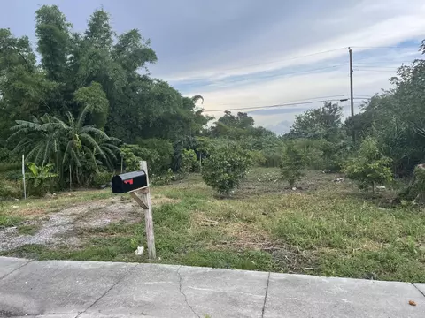 1314 Canal St, Belle Glade, FL 33430