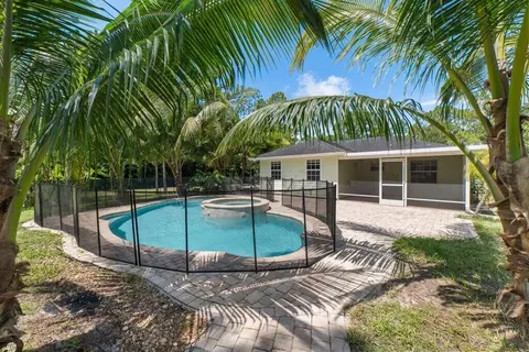 4378 160th N Ave, Loxahatchee Groves, FL 33470