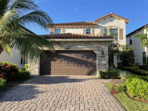 8826 Sea Chase Dr, Lake Worth, FL 33467