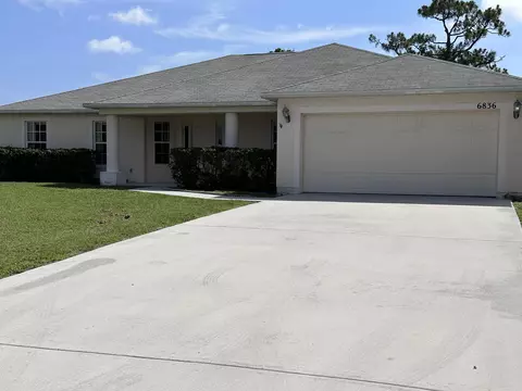 6836 NW Bengal St W, Port Saint Lucie, FL 34983