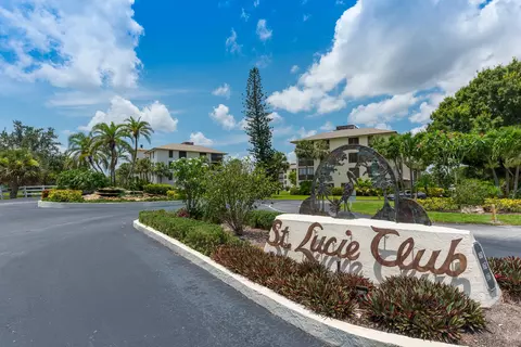 162 SE St Lucie Blvd #401, Stuart, FL 34996
