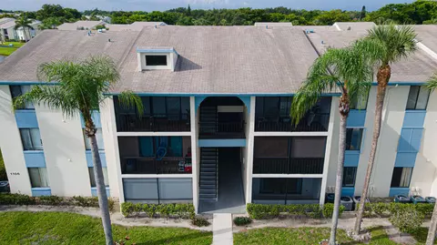 1106 Green Pine Blvd #D1, West Palm Beach, FL 33409