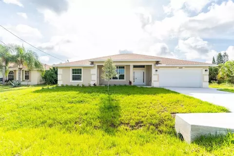 3597 SW San Benito St, Port Saint Lucie, FL 34953