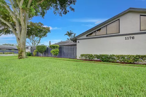 1176 Shibumy Cir #A, West Palm Beach, FL 33415