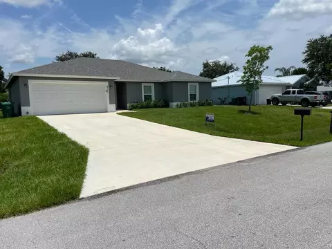 817 SW Butterfly Ter, Port Saint Lucie, FL 34953