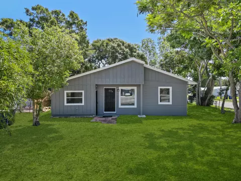 1620 S 27th St, Fort Pierce, FL 34947