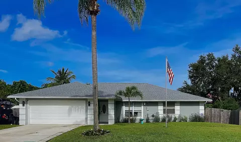 2332 SW Madrid Rd, Port Saint Lucie, FL 34953