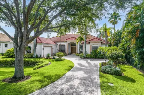 2425 Snook Trl, Palm Beach Gardens, FL 33410