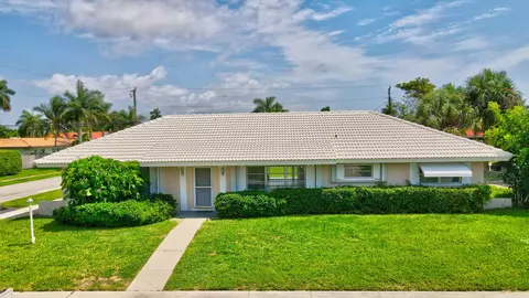 1099 SW 13th Pl, Boca Raton, FL 33486