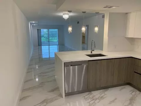 1902 Bermuda Cir #M3, Coconut Creek, FL 33066