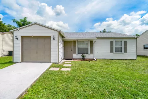 5175 Canal S Cir, Lake Worth, FL 33467