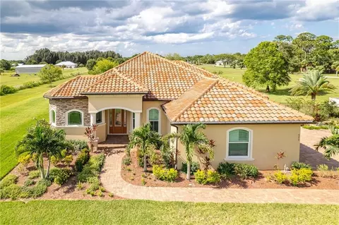 6210 61st St, Vero Beach, FL 32967