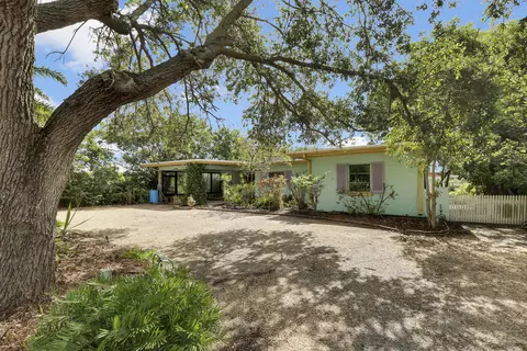 1124 N B St, Lake Worth, FL 33460