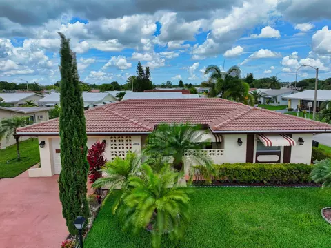 4811 Mainland Dr, Tamarac, FL 33319
