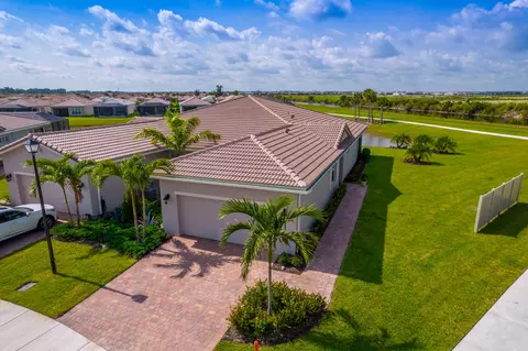 26077 SW Viterbo Way, Port Saint Lucie, FL 34986