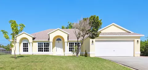 4272 SW Carl St, Port Saint Lucie, FL 34953
