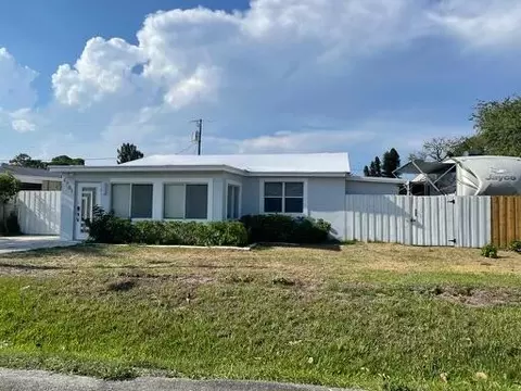 4701 Carver St, Lake Worth, FL 33463