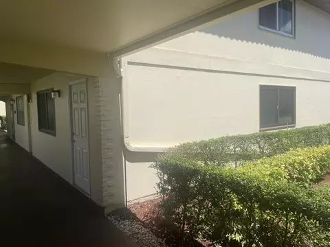 55 Saxony #B, Delray Beach, FL 33446