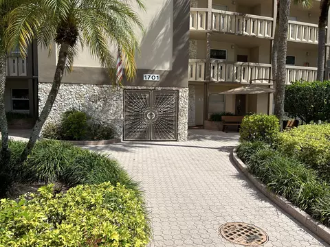 1701 Andros Isle #B1, Coconut Creek, FL 33066