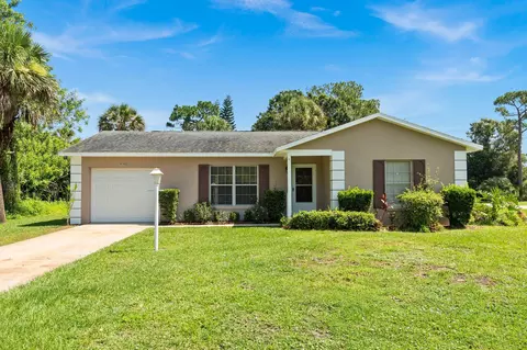 8502 Deland Ave, Fort Pierce, FL 34951