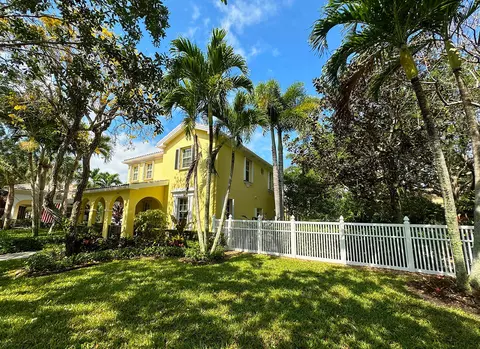 184 Florence Dr, Jupiter, FL 33458