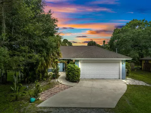 6385 4th Pl, Vero Beach, FL 32968