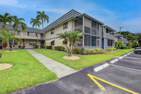 571 Brittany #L, Delray Beach, FL 33446