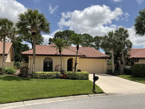2544 SW Bobalink Cir, Palm City, FL 34990