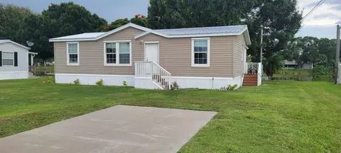 2011 SE 29th St, Okeechobee, FL 34974