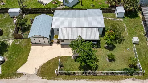 7818 SE Arrance St, Hobe Sound, FL 33455