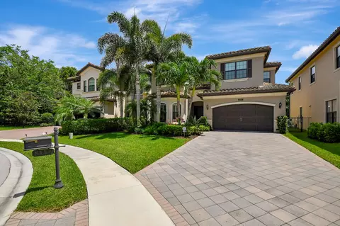8154 Hutchinson Ct, Delray Beach, FL 33446
